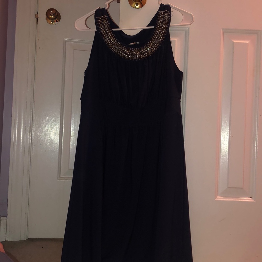 BEAUTIFUL DETAILED PARTY DRESS
